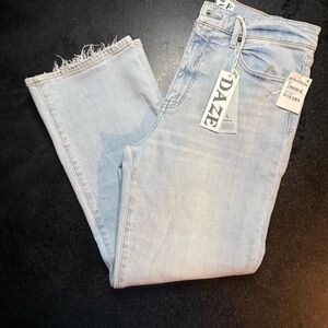 Daze Light Wash Women's Cropped Jeans Flare High Rise, New With Tags